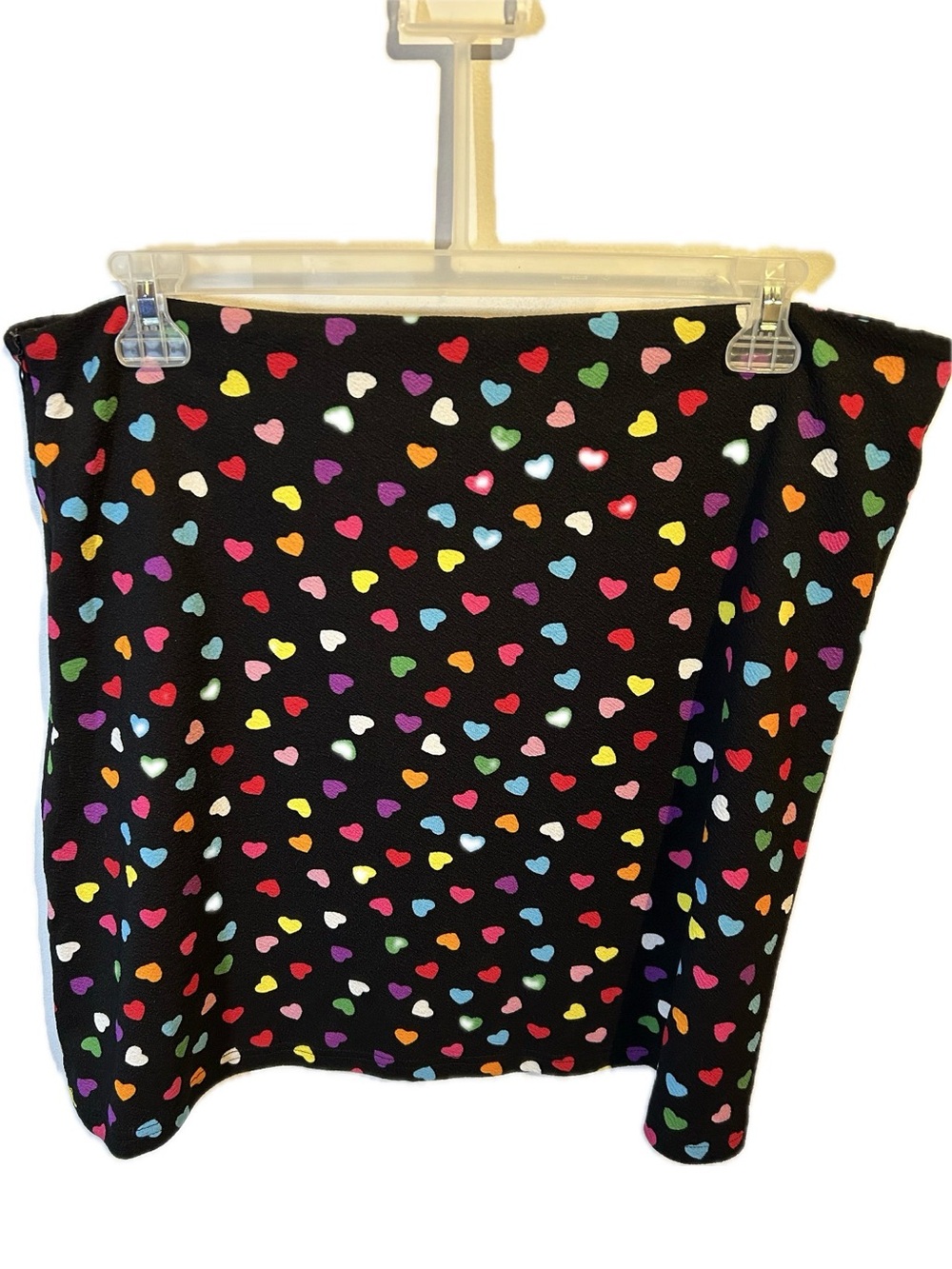 SHEIN Black Mini Skirt with Multicolor Heart Print